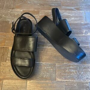 Vince Leather Platform Ankle Strap Sandals🖤